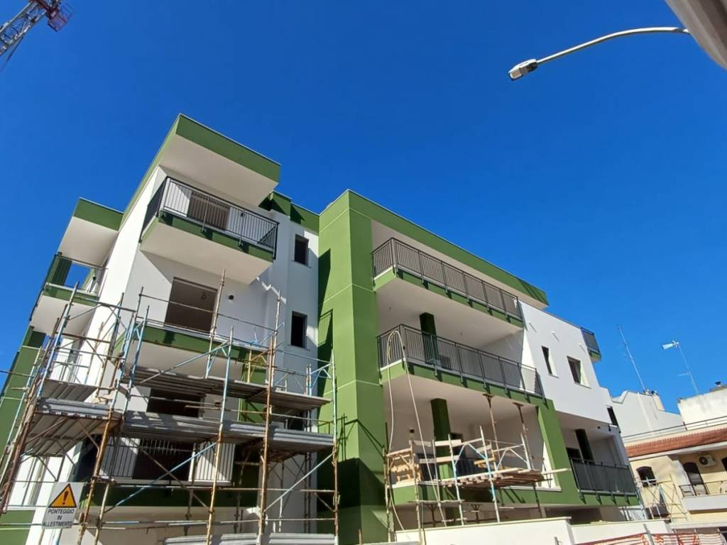 Appartamento a Valenzano in Via Armando Diaz - Foto 2