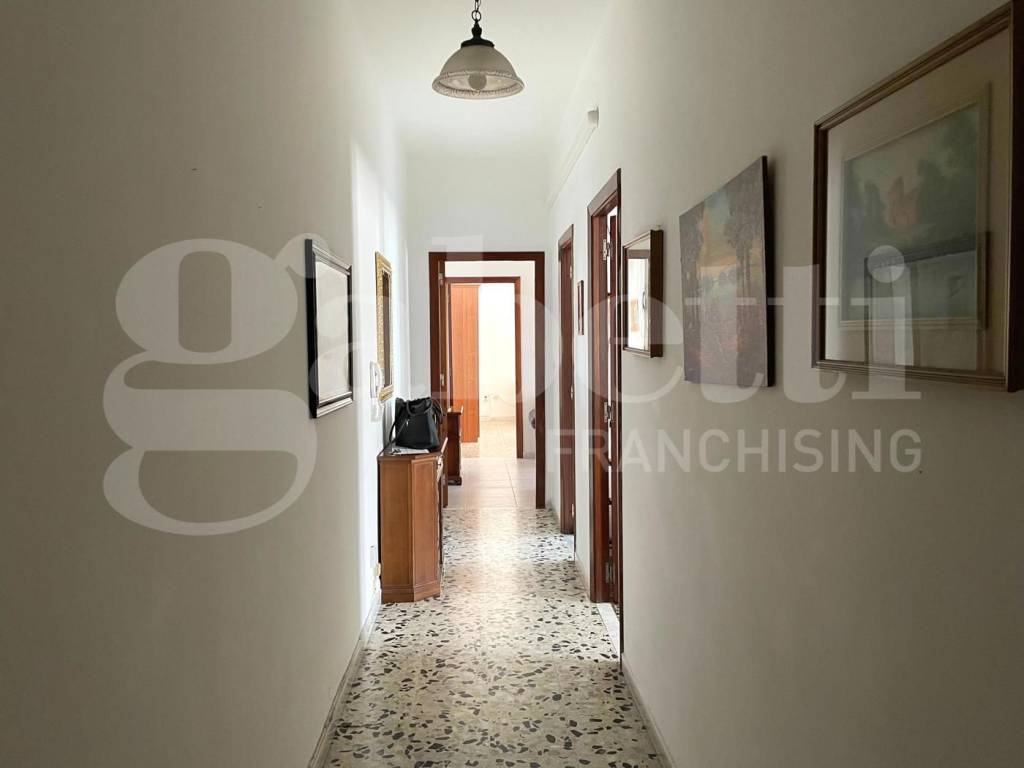 Appartamento a Cagliari in via Cornalias, 27 - Foto 5