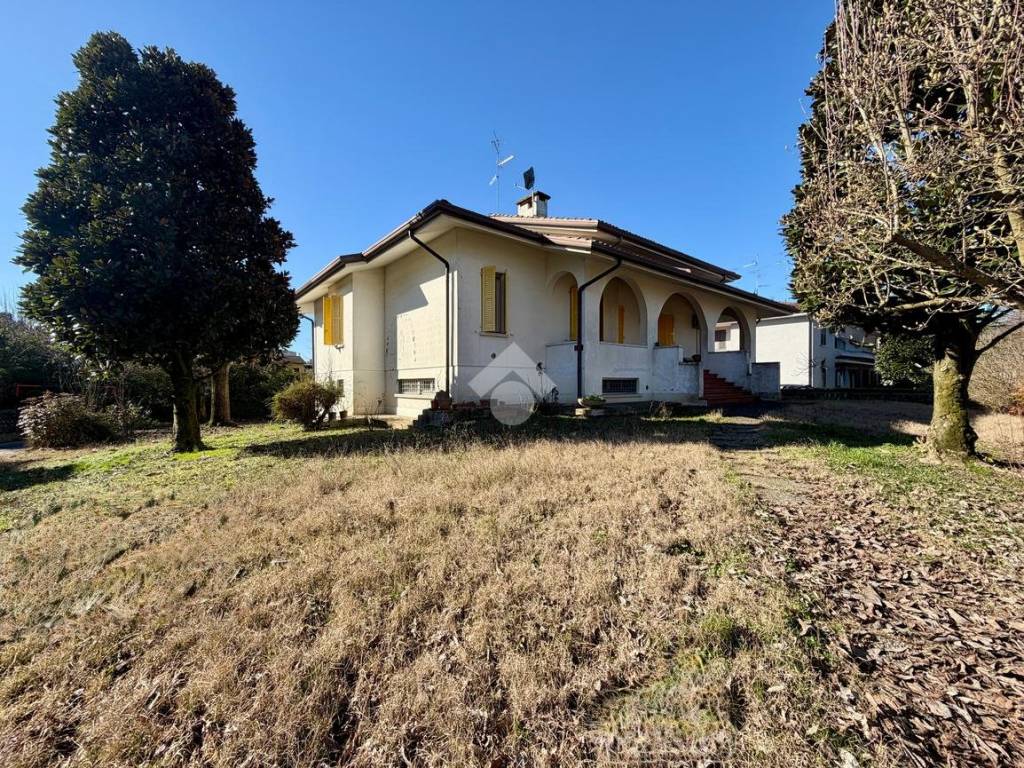 Villa a Reggiolo in Via Wolfgang Amadeus Mozart, 36 - Foto 2