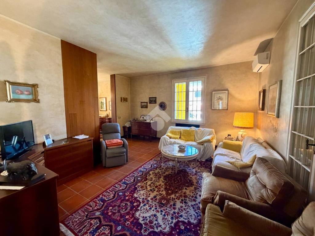 Villa a Reggiolo in Via Wolfgang Amadeus Mozart, 36 - Foto 4