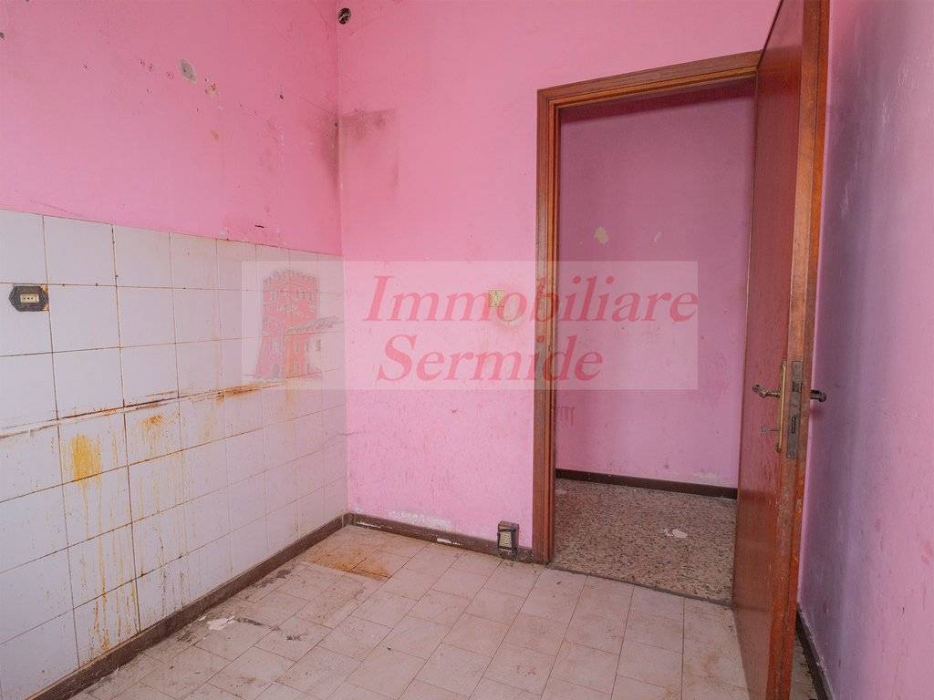 Appartamento a Sermide e felonica in Piazza Giuseppe Garibaldi, 11 - Foto 4