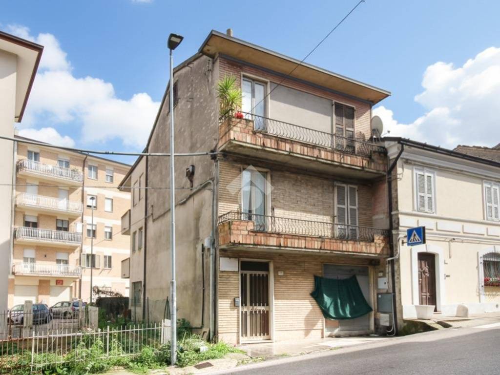 Casa indipendente a Monte urano in Via XVIII Settembre, 38 - Foto 2