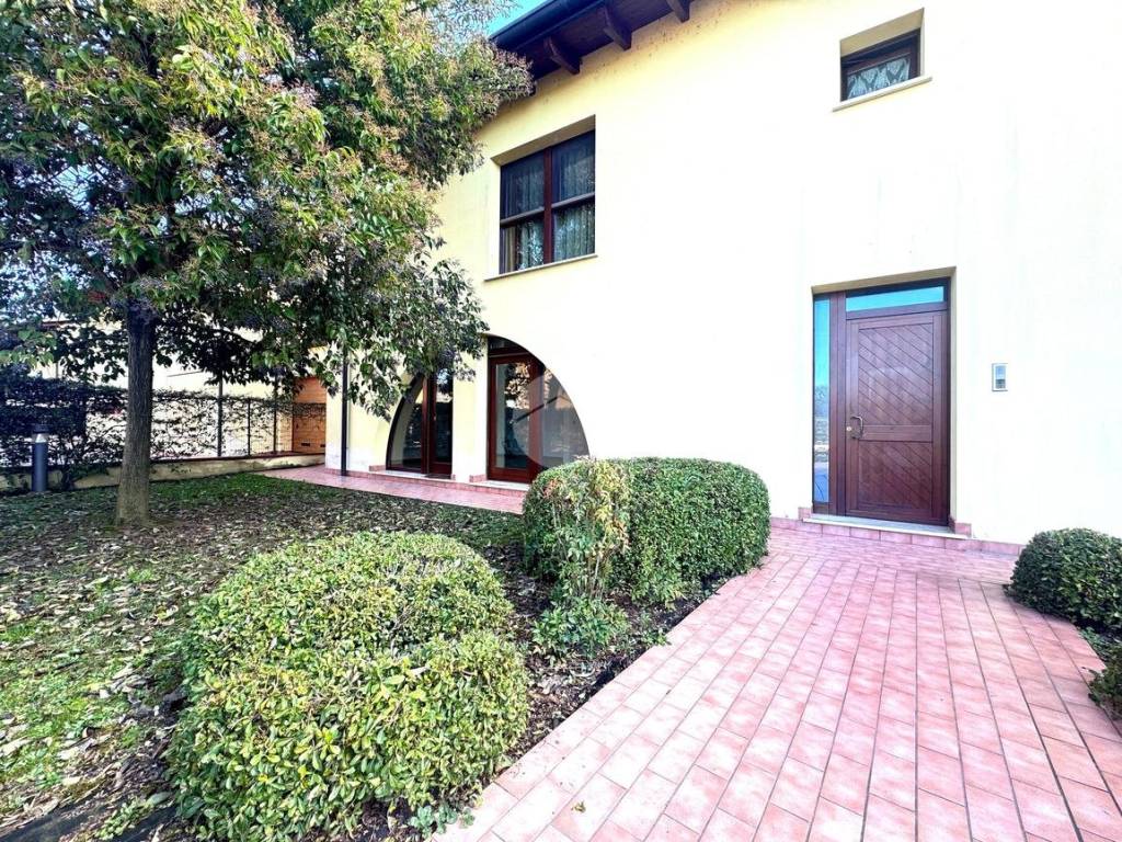 Appartamento a Curtatone - Foto 2