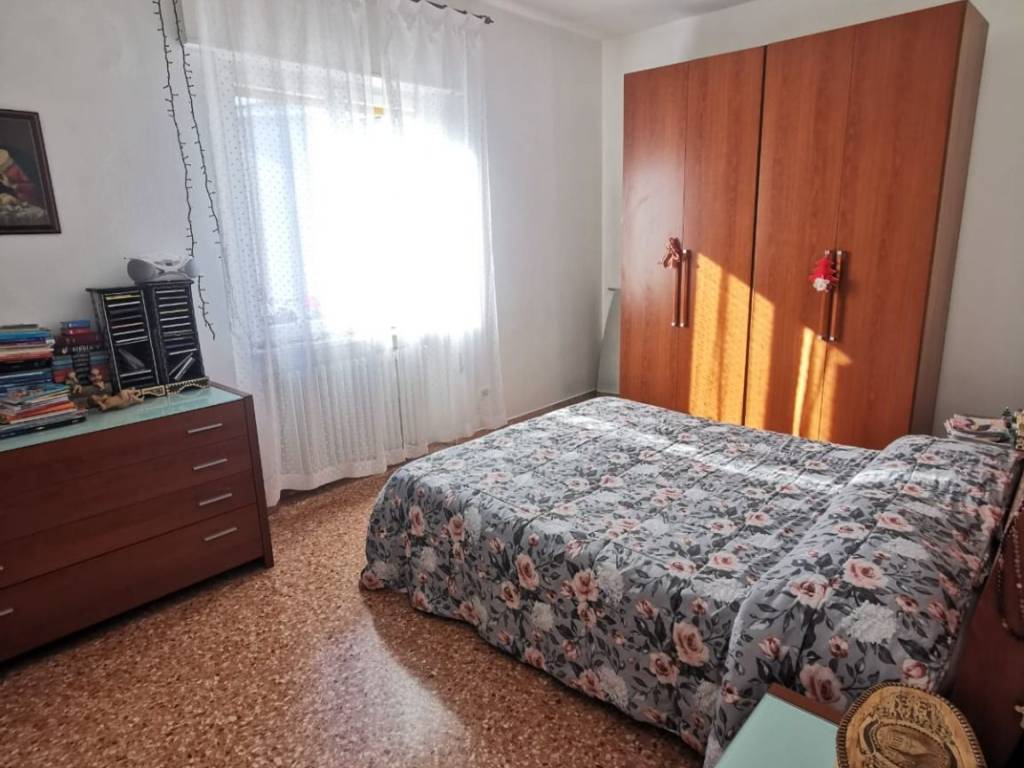 Appartamento a Mirano in Via Cesare Battisti - Foto 5