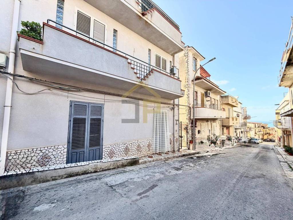 Appartamento a Balestrate in Via Pitrè - Foto 2