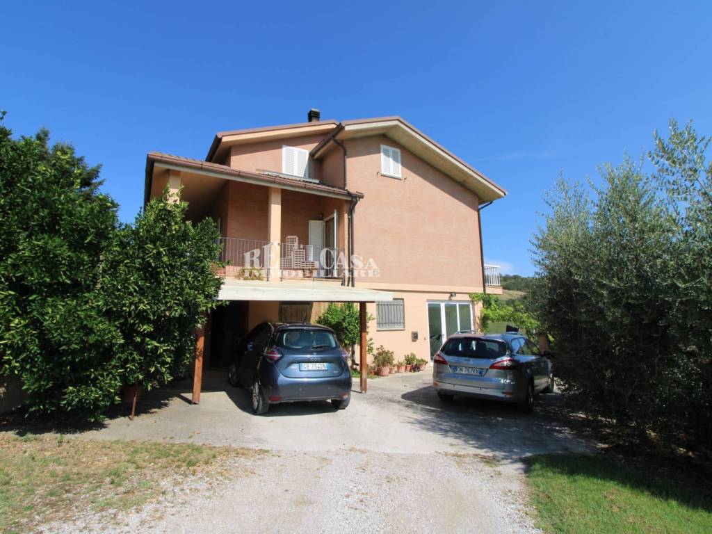 Casa indipendente a Petritoli in SANT'ANTONIO, 70 - Foto 2
