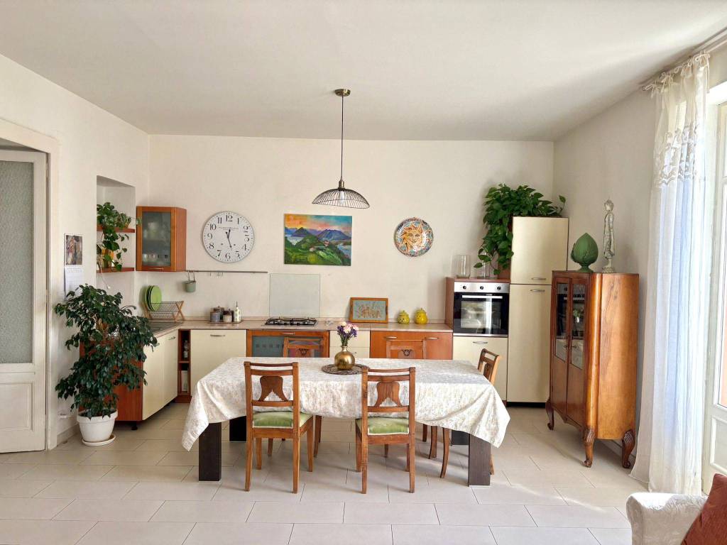 Appartamento a Arona in Via Roma, 33 - Foto 5