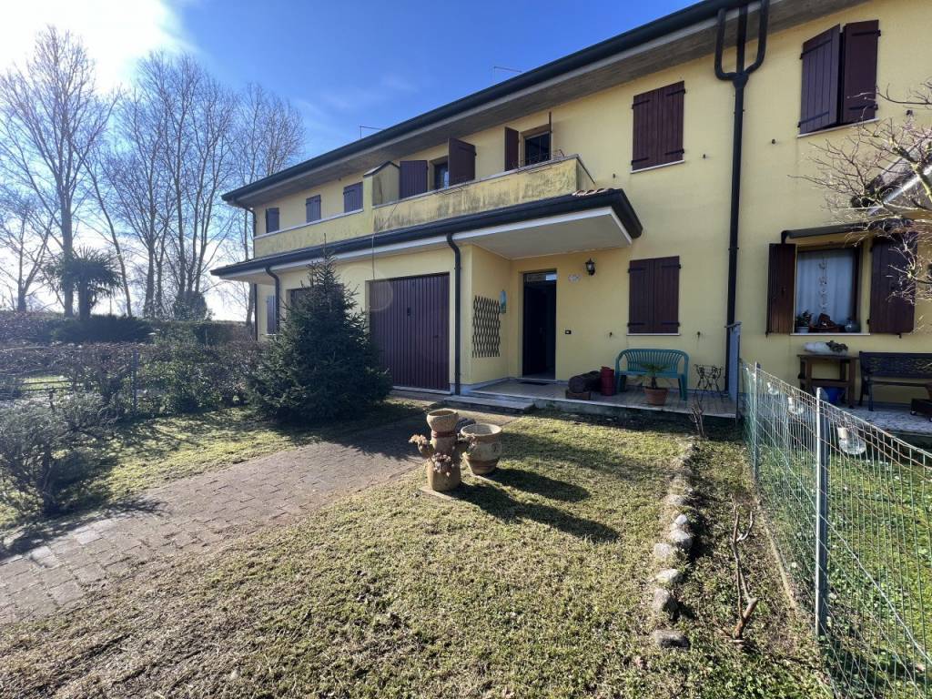 Villetta a schiera a Chioggia in Via Del Bosco 76 - Foto 2