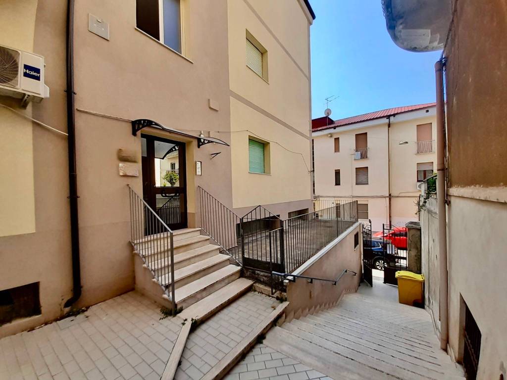 Appartamento a Catanzaro in Via Gaetano Alberti - Foto 4