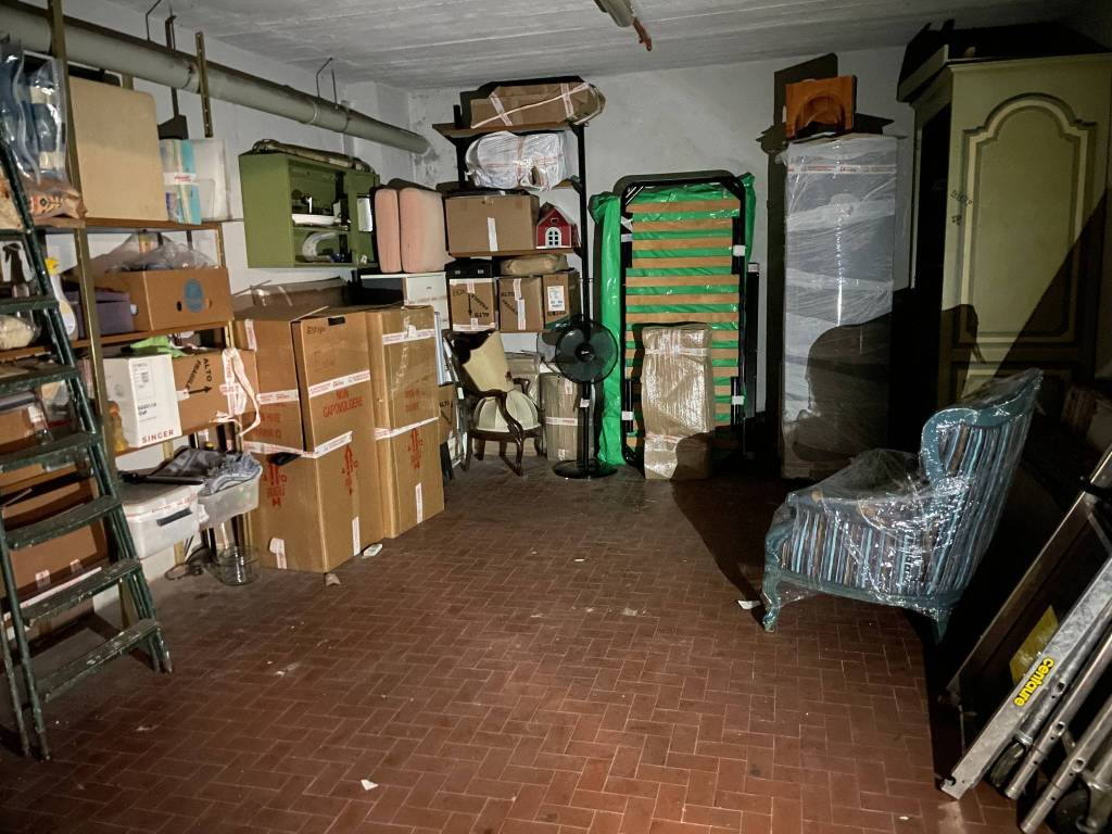 Box / garage a Genova in Via Emilio Salgari, 193 - Foto 4