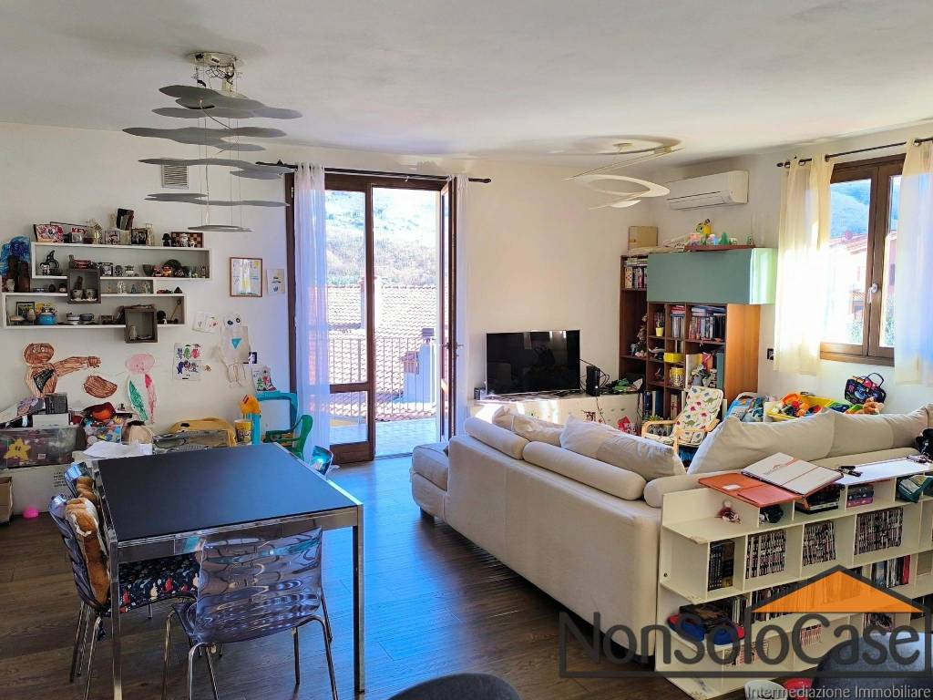 Appartamento a Vaiano in Piazza del Comune - Foto 3