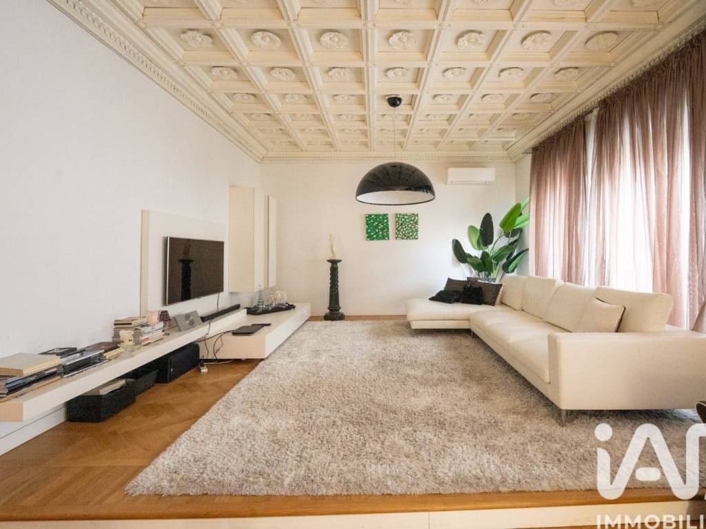Appartamento a Prato in Via BRUNO BUOZZI - Foto 2