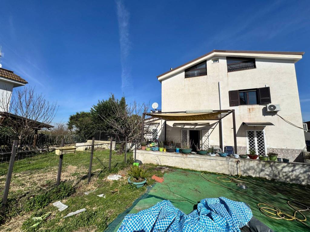 Villa a Giugliano in campania in Via Vicinale Masseria Vecchia - Foto 5