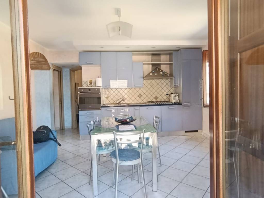 Appartamento a Minturno in Via Roma, 45 - Foto 2