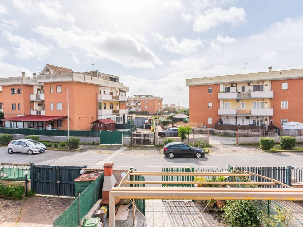 Appartamento a Ardea in Via Bergamo - Foto 2