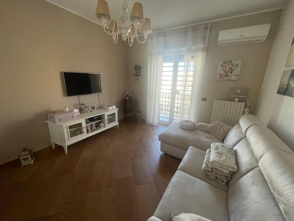 Appartamento a Cellamare in Via Teano - Foto 5