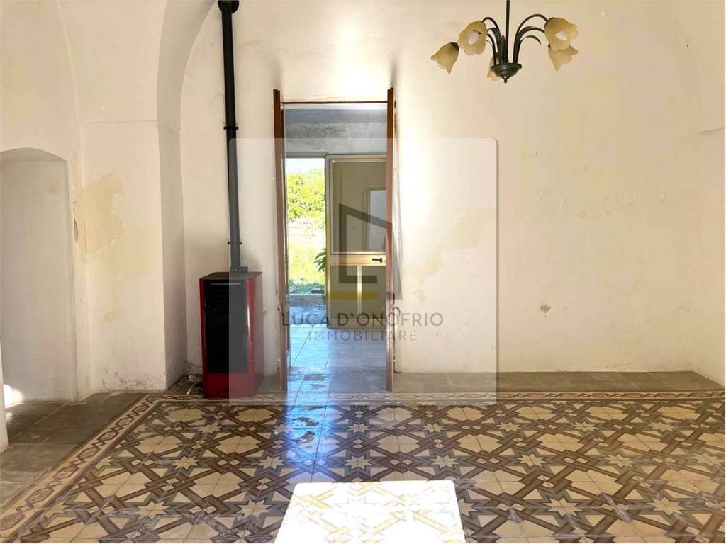 Casa indipendente a Vernole in Via Vernole Acquarica, 10 - Foto 2