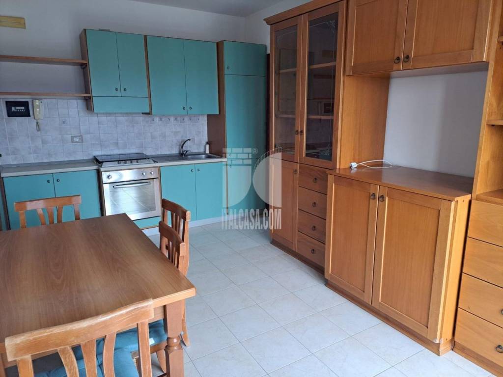 Appartamento a Crotone in via nazioni unite - Foto 3