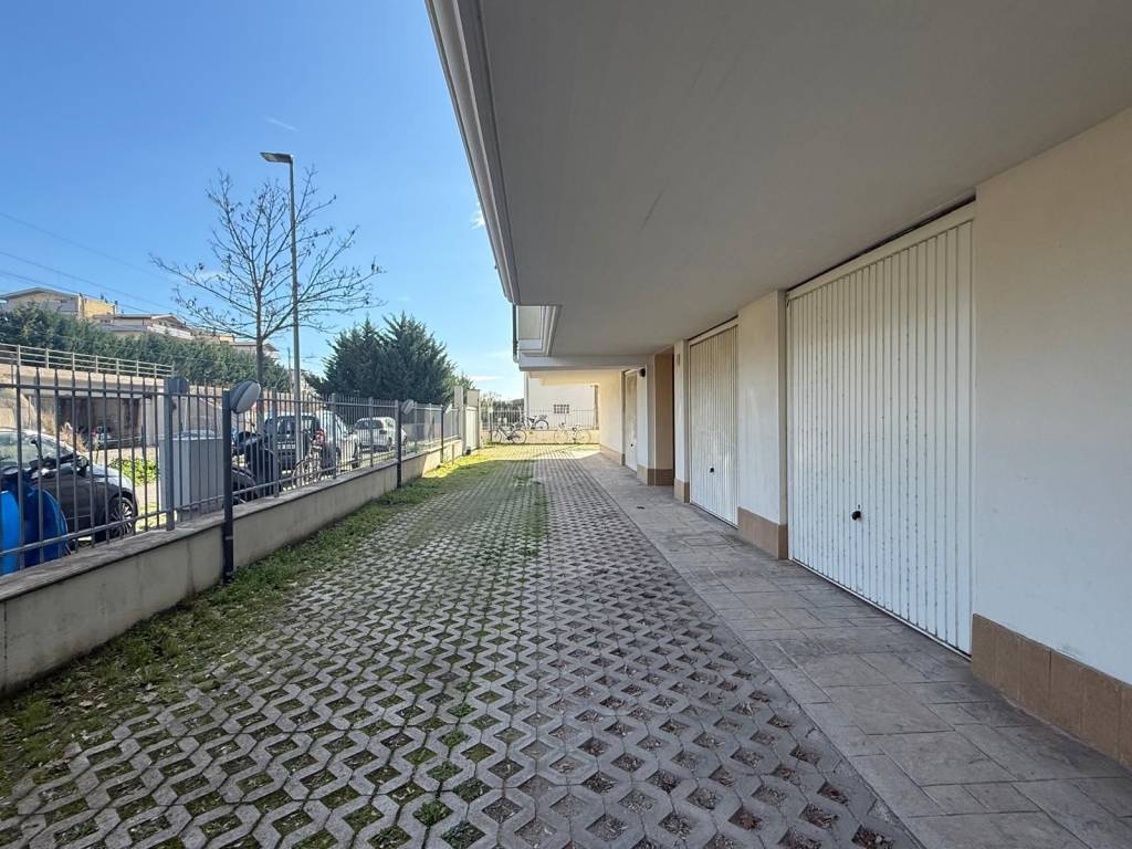 Appartamento a Montesilvano in Via Giuseppe Saragat - Foto 2