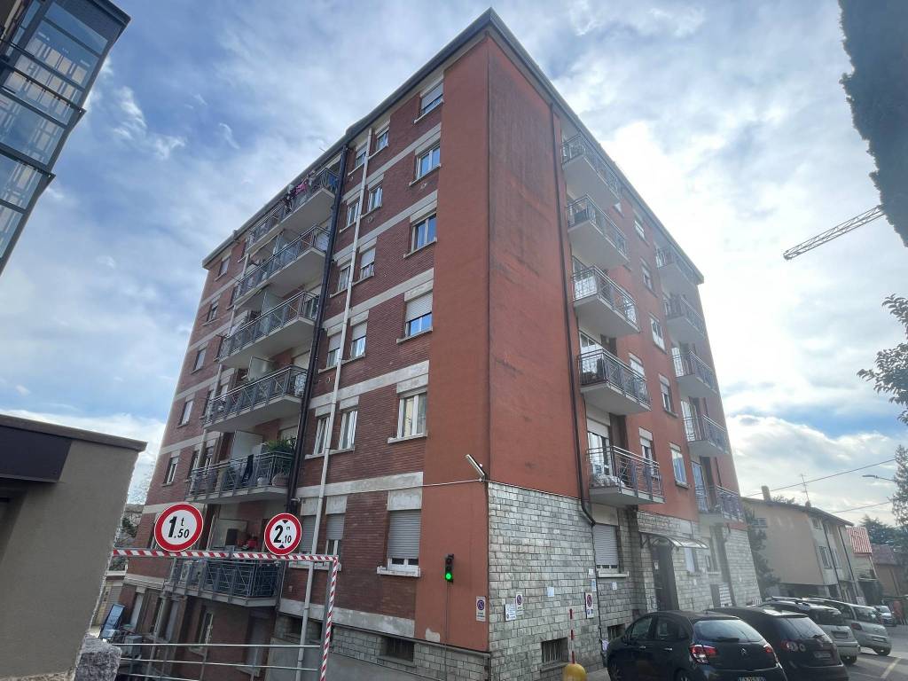 Appartamento a Lecco in Via Giacomo Zanella - Foto 2