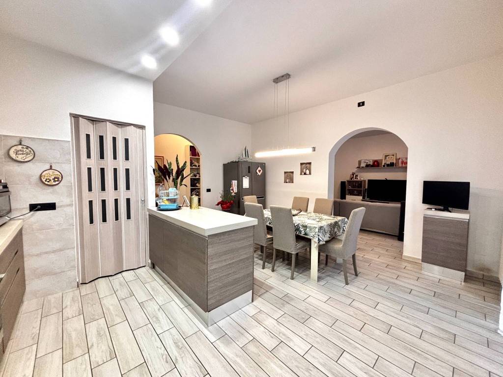 Appartamento a Terranuova bracciolini in Via Roma - Foto 2