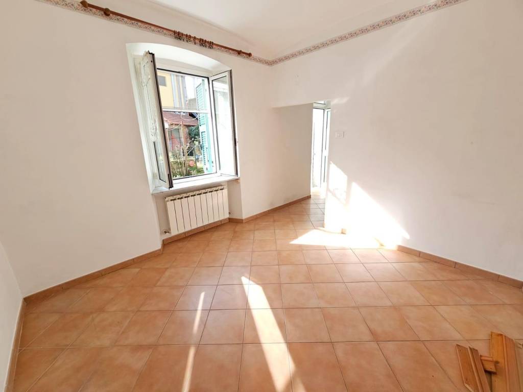 Appartamento a Campomorone in Via Valverde, 29 - Foto 3