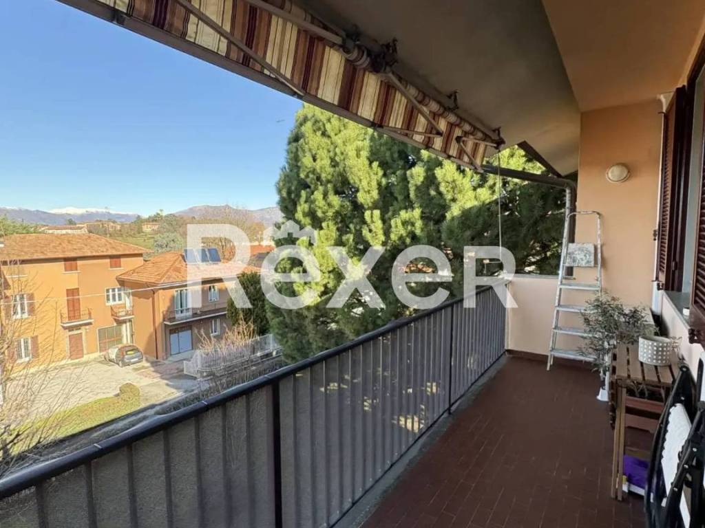 Appartamento a Barzanò in Via Oriano - Foto 2