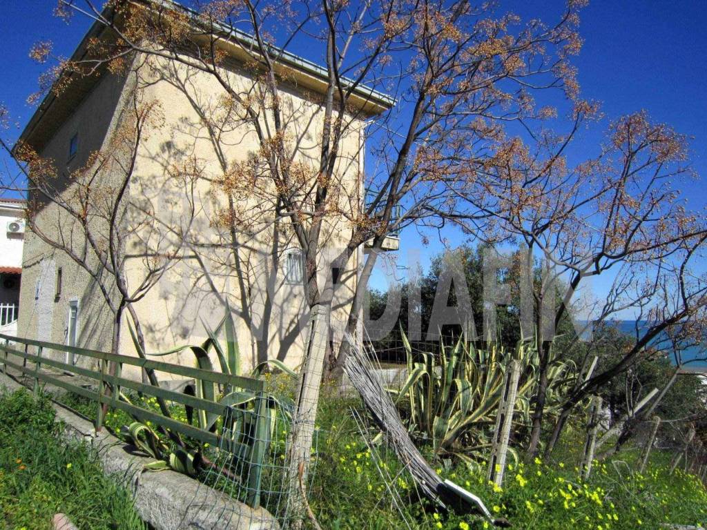 Appartamento a Calopezzati in VIA G. MATTEOTTI, 45 - Foto 5