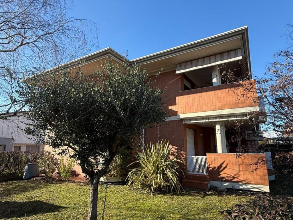 Appartamento a Tavagnacco - Foto 2