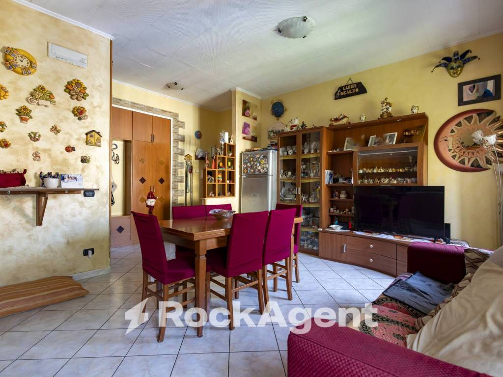 Appartamento a Catanzaro in Via Antonio Masciari, 7 - Foto 5