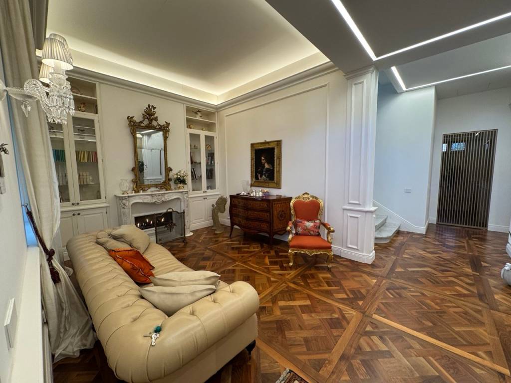 Villa a Lucca in Piazzale Luigi Boccherini, 1 - Foto 3