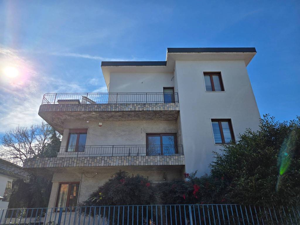 Appartamento a Melzo in Via Giosuè Carducci, 3 - Foto 2