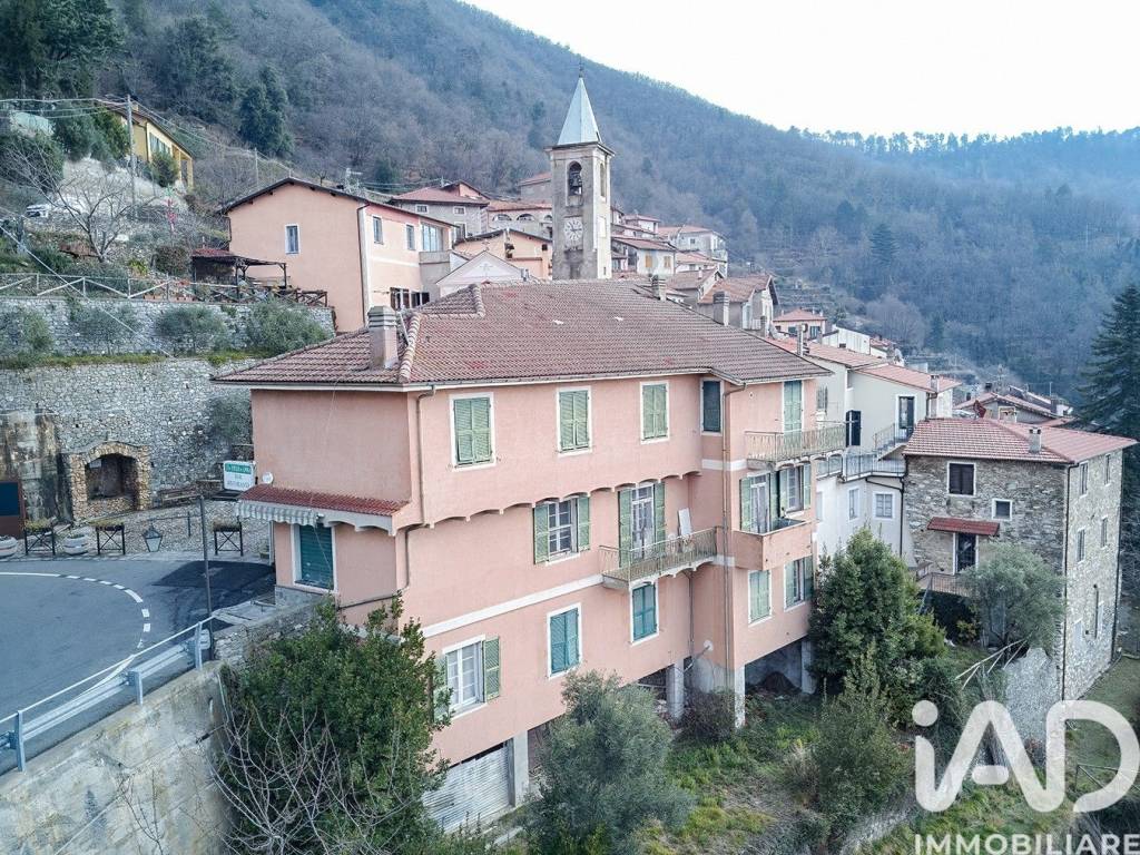 Casa indipendente a Castelvecchio di rocca barbena in Via MAGGIORE, 2 - Foto 3
