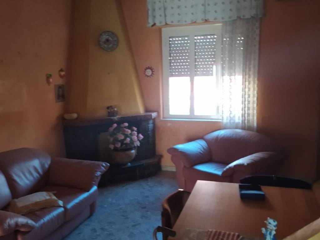 Appartamento a Pontecagnano faiano in Via Venezia - Foto 4