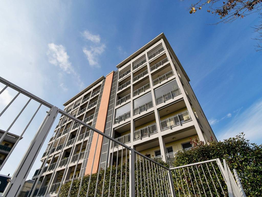 Appartamento a Rozzano in Via Alda Merini - Foto 2