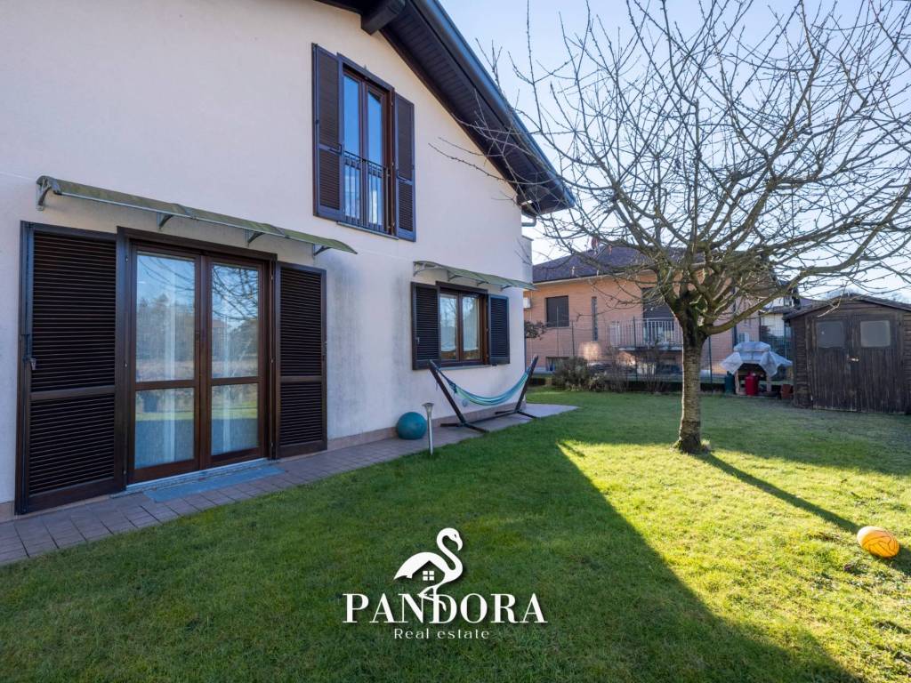 Villa a Besnate in Via Giosuè Carducci - Foto 3