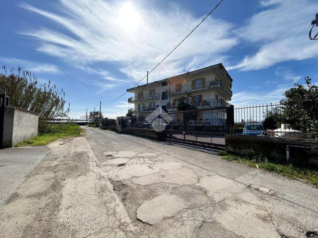 Appartamento a Giugliano in campania in Via Ripuaria, 93 - Foto 2