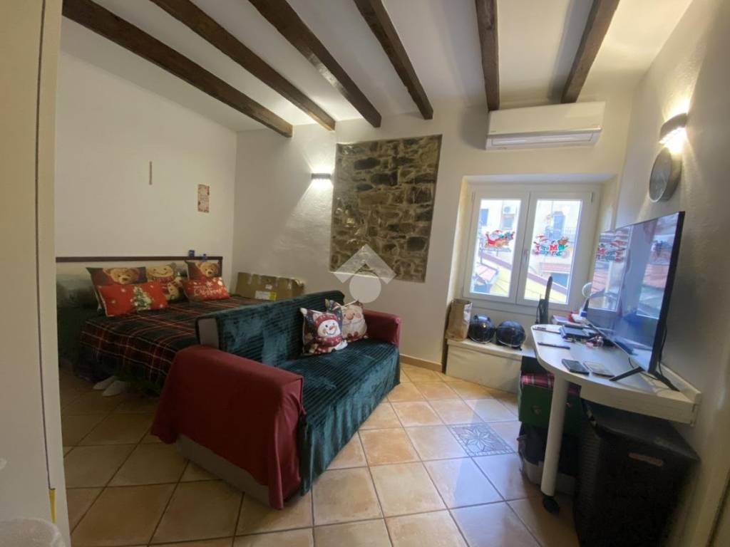 Appartamento a Imperia in Via maresca, 3 - Foto 2