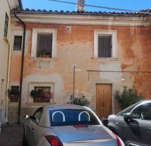 Appartamento a Penne in Corso Dei Vestini 132 - Foto 2