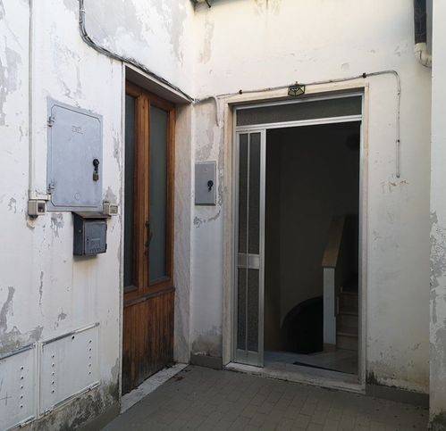 Appartamento a Penne in Corso Dei Vestini 130 - Foto 2