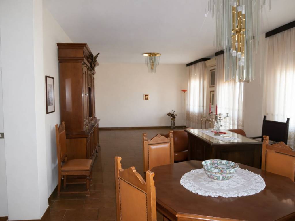 Appartamento a Legnano in Via Volturno, 14 - Foto 5