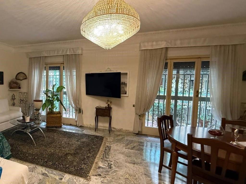 Appartamento a Napoli in Via Giacinto Gigante - Foto 2