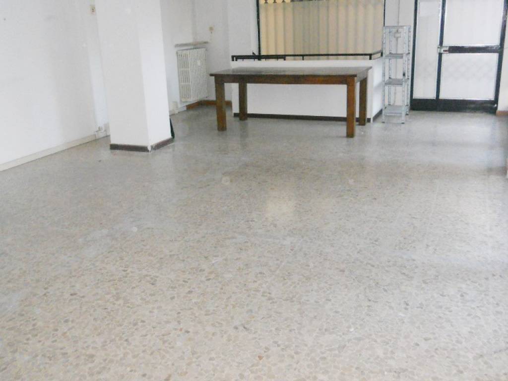 Immobile a Reggio emilia in Via Montefiorino - Foto 4