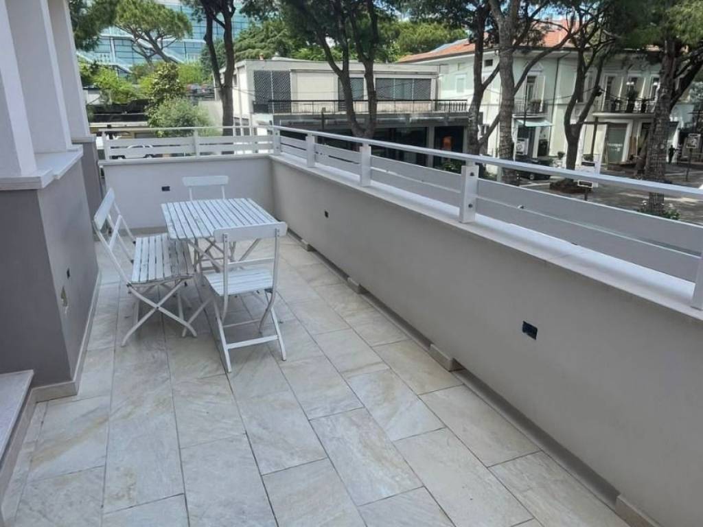 Appartamento a Riccione in Viale Maria Ceccarini - Foto 2