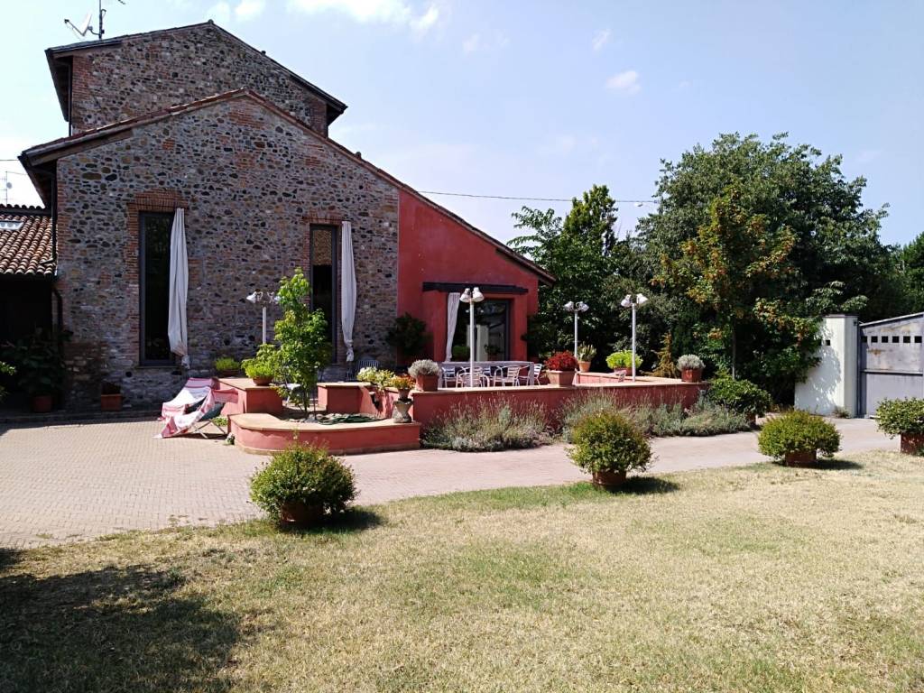 Rustico / casale a Rivergaro in Via Provinciale Per Gossolengo, 5 - Foto 2