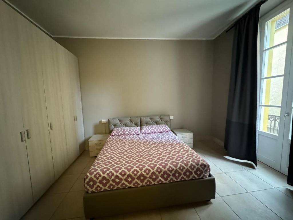 Appartamento a Arona in Via Camillo Benso di Cavour, 54 - Foto 4