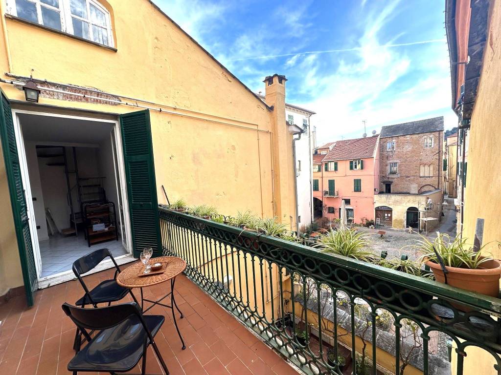 Appartamento a Albenga in Via Torlaro, 17 - Foto 2