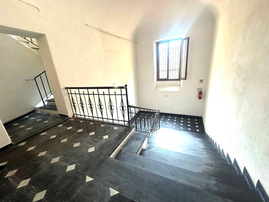Appartamento a Albenga in Via Torlaro, 17 - Foto 4