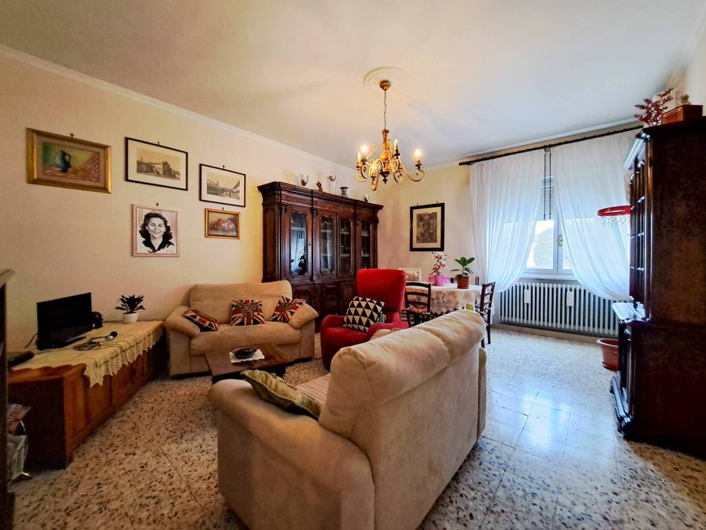 Appartamento a Lucca in Via Francesco Ferraris, 26 - Foto 4