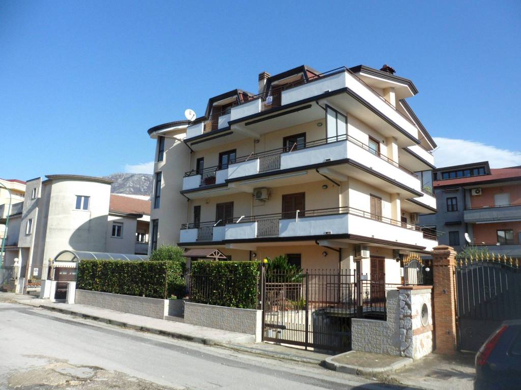 Attico / mansarda a Airola in Via Lavatoio - Foto 2